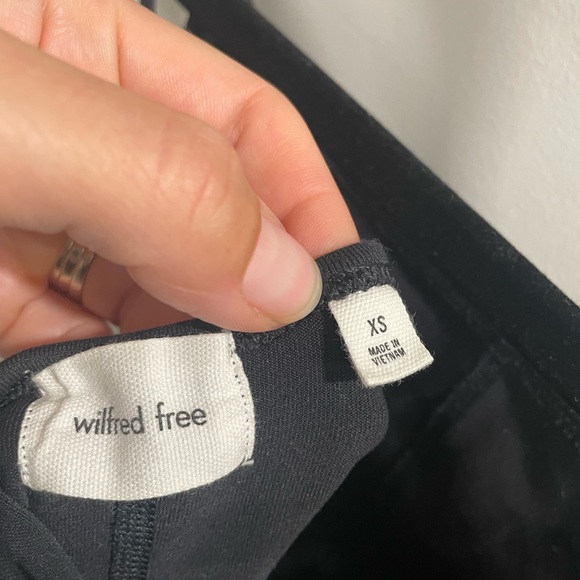 Wilfred Free XS one piece - Picture 3 of 3